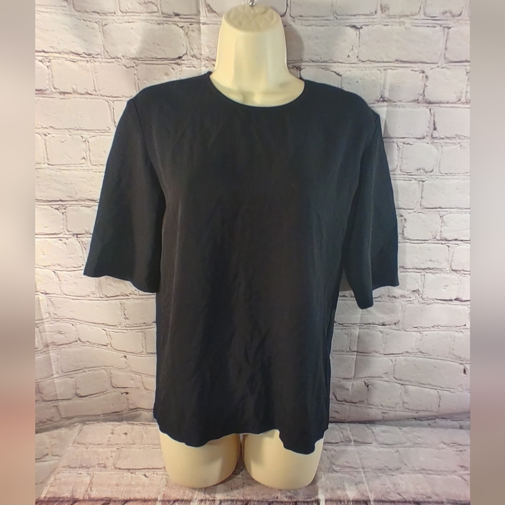 Everlane Black Tunic Shortsleeve Back Zip Top 00